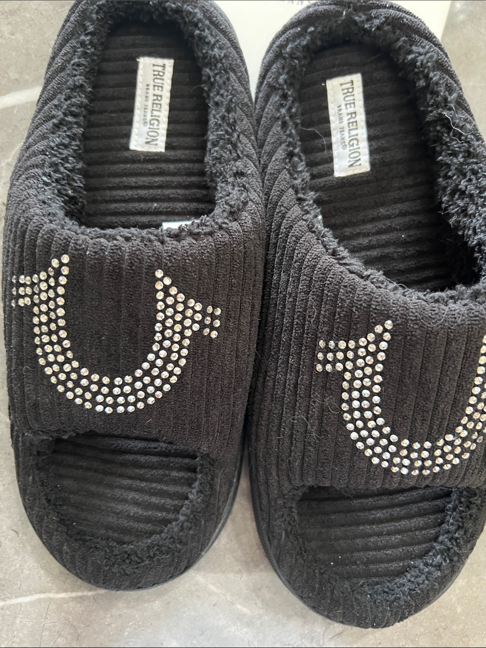 True Religion Woman’s Black Slip-On Slippers with Rhinestone Logo - Picture 4 of 7